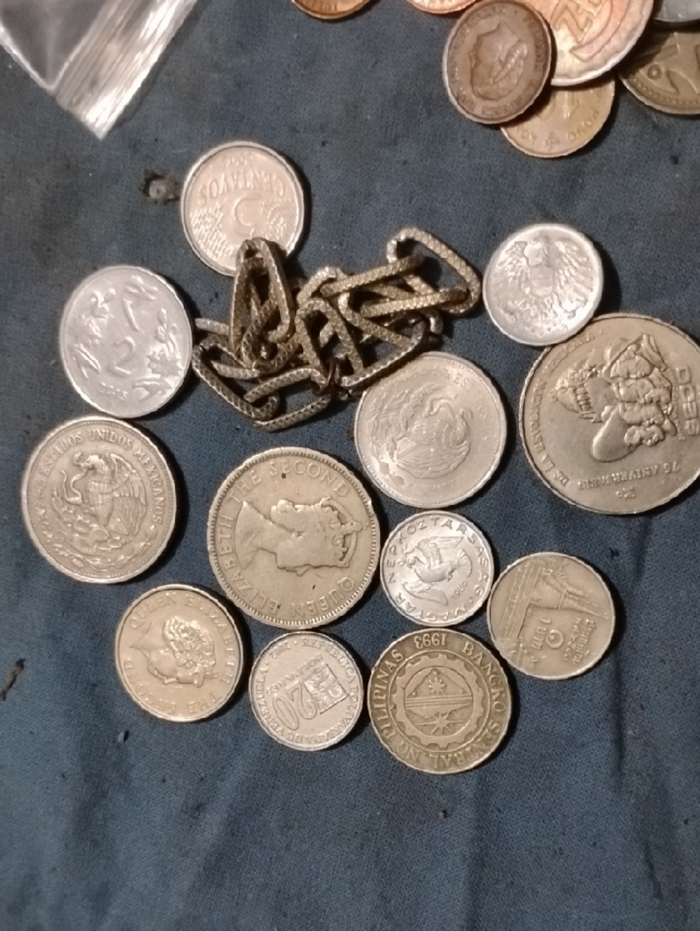 Silver Chain& Silver Coin+Coinage